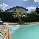 Villa Calme & Confort, Piscine, Jardin, Parking *