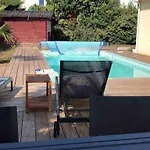 Villa Calme & Confort, Piscine, Jardin, Parking Bruges