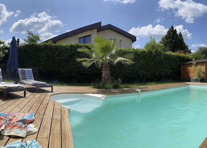 Villa Calme & Confort, Piscine, Jardin, Parking *
