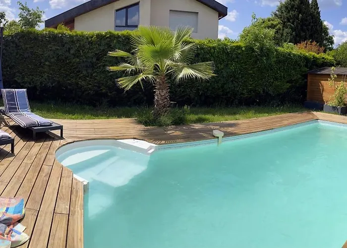 Calme & Confort, Piscine, Jardin, Parking Villa *
